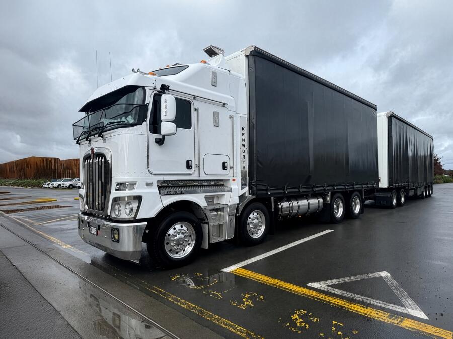 hero trailer kenworth